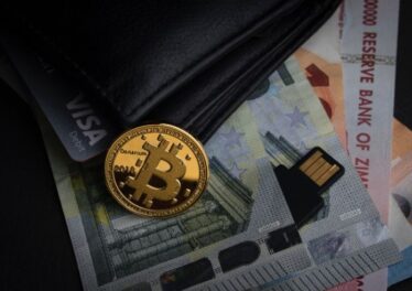 [Industry] Bitmain drifts to Singapore as a paradise for ICO